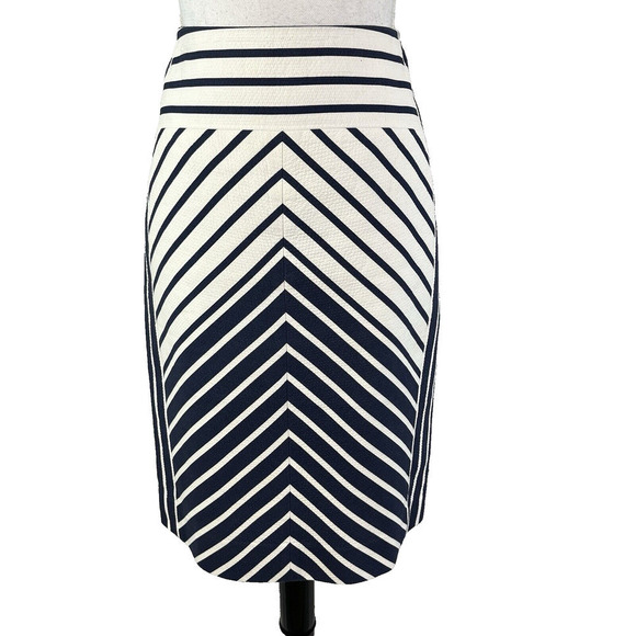 J. Crew Dresses & Skirts - J. Crew Skirt size 6 Navy Blue White Stripe Straight Pencil Knee Sailor Nautical